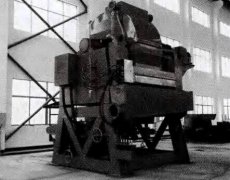SLon雙立環(huán)脈動高梯度磁選機(jī)工作原理